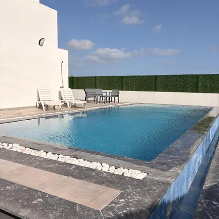 Villa Dream Homes *
